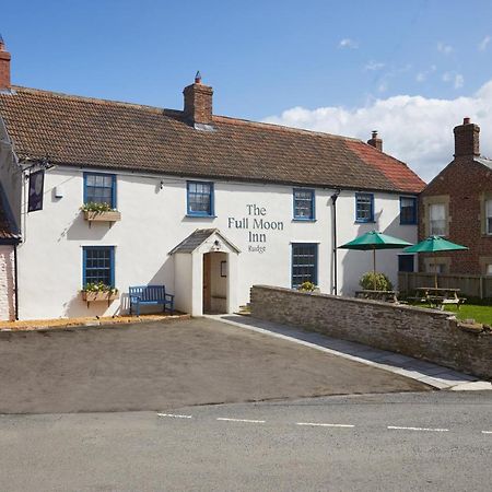 Full Moon Inn Rudge Rode Extérieur photo